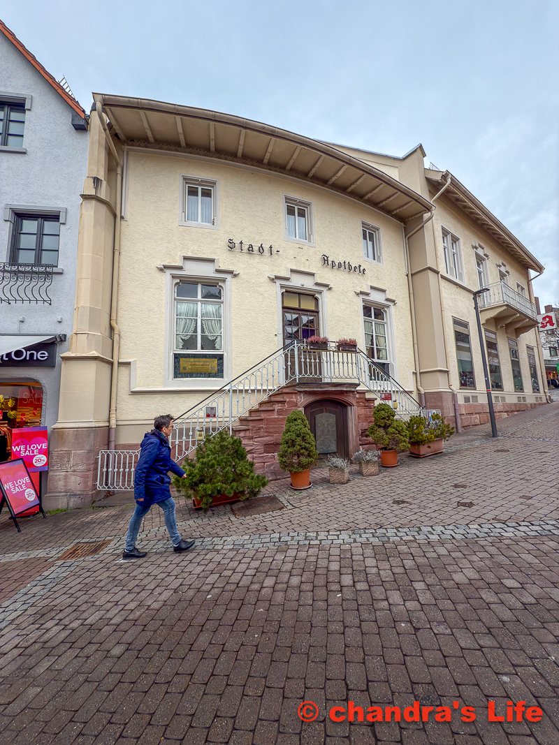 ドイツ車の歴史と未来を訪ねる旅 9  世界初のガソリンスタンド ヴィースロッホ Wiesloch