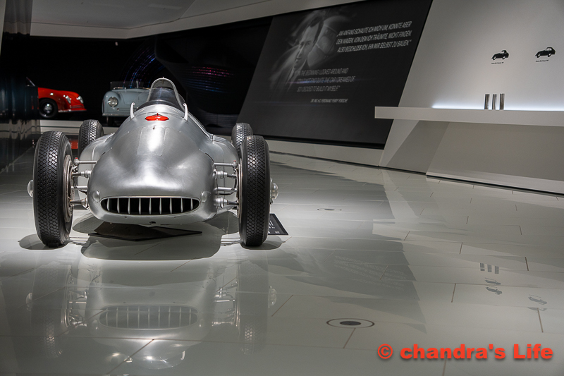 ドイツ車の歴史と未来を訪ねる旅 25　ポルシェミュージアム 7