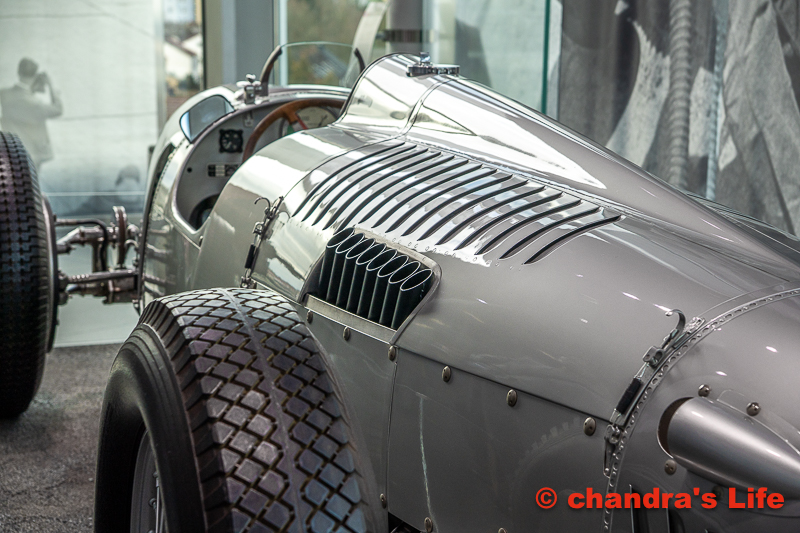 ドイツ車の歴史と未来を訪ねる旅 47 Audi museum mobile  3